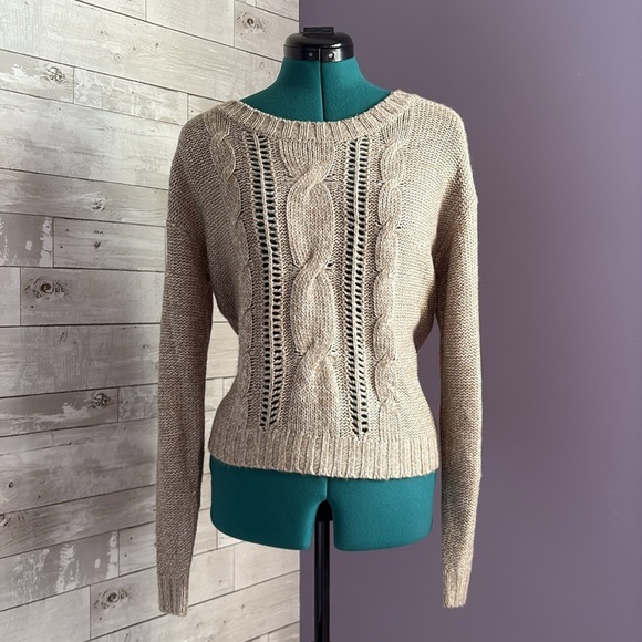 FOREVER 21 Beige Cable Knit Sweater - Picture 1 of 7